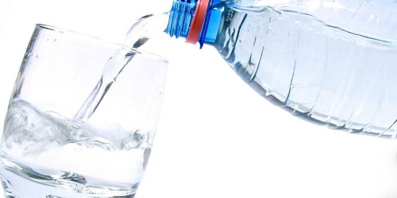 beber agua pura es obligatorio para adelgazar en casa